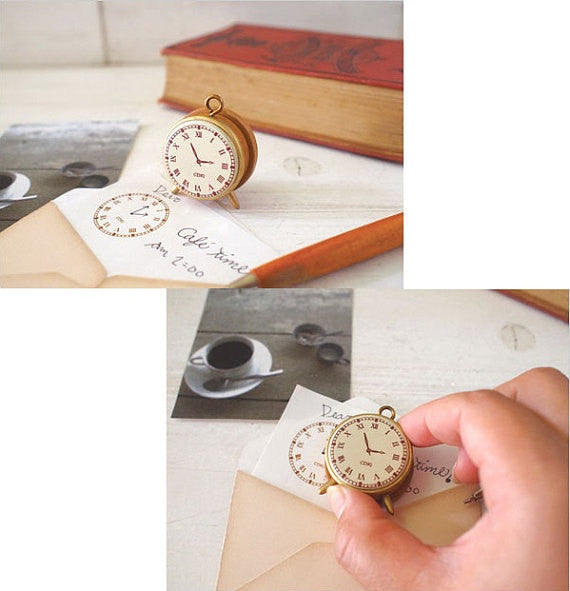 Clock wood mounted Rubber Stamp - The Time (vintage inspired)