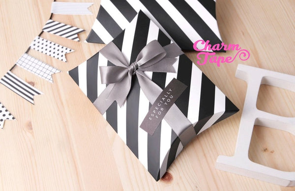 10pcs Black & White Stripes Gift Box, Pillow Boxes For Candy, Treat - Party Favors Bags PB029