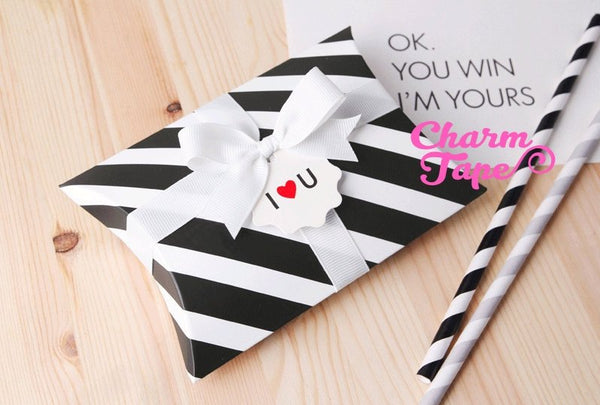 10pcs Black & White Stripes Gift Box, Pillow Boxes For Candy, Treat - Party Favors Bags PB029